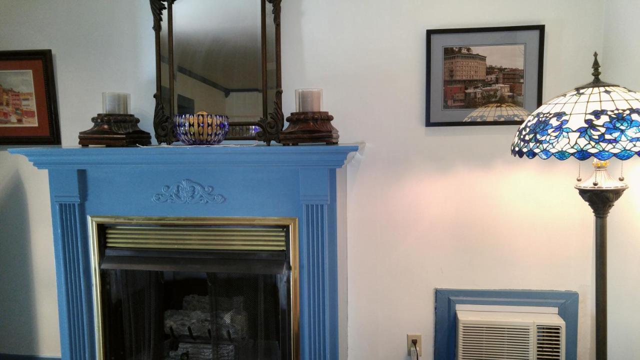 Hidden Springs Bed And Breakfast Eureka Springs Buitenkant foto
