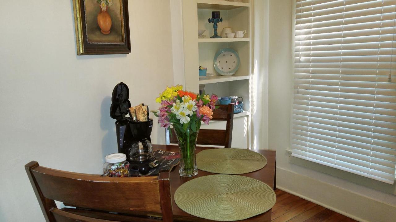 Hidden Springs Bed And Breakfast Eureka Springs Buitenkant foto