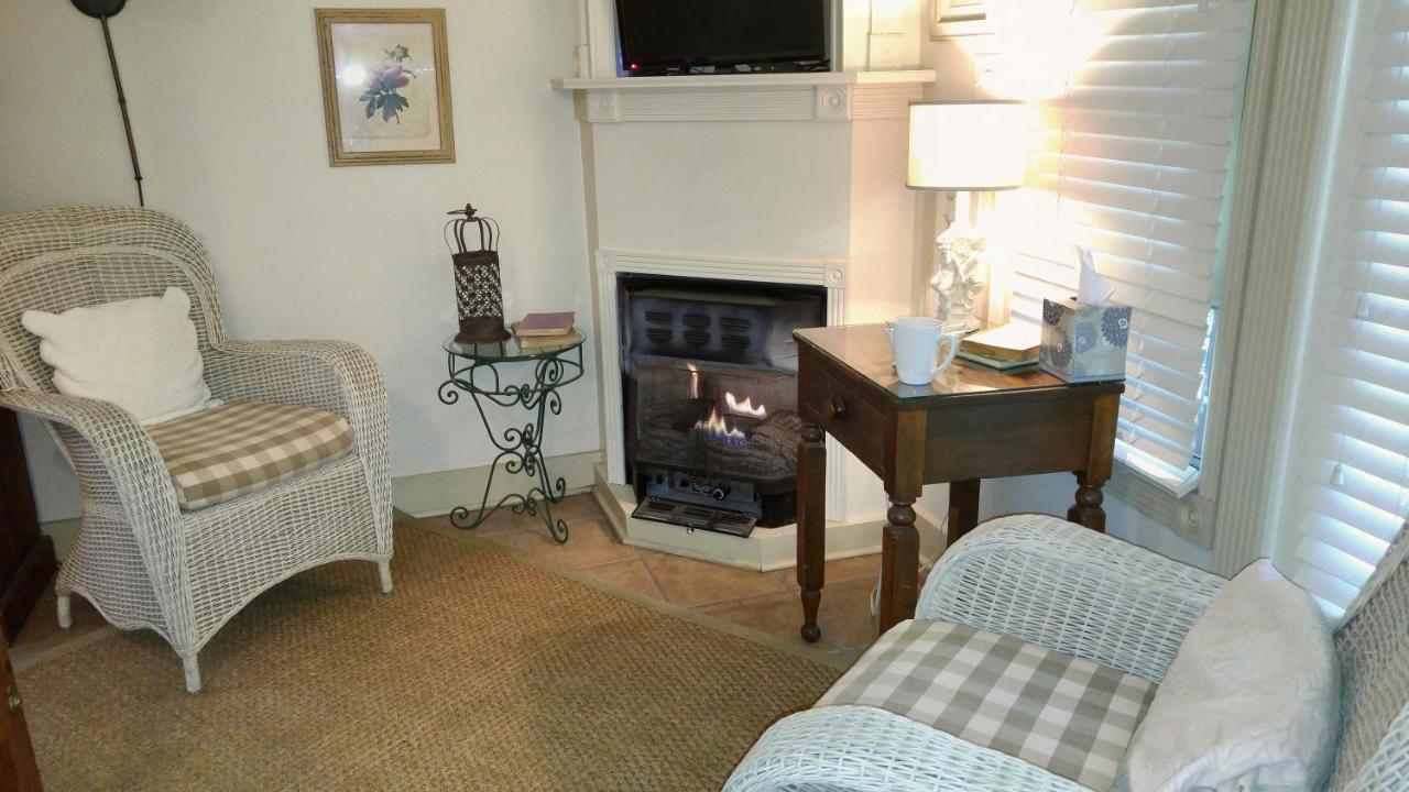Hidden Springs Bed And Breakfast Eureka Springs Buitenkant foto